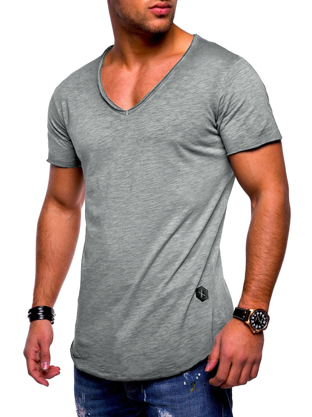 Men's Solid Color V-neck T-shirt With Natural Cut