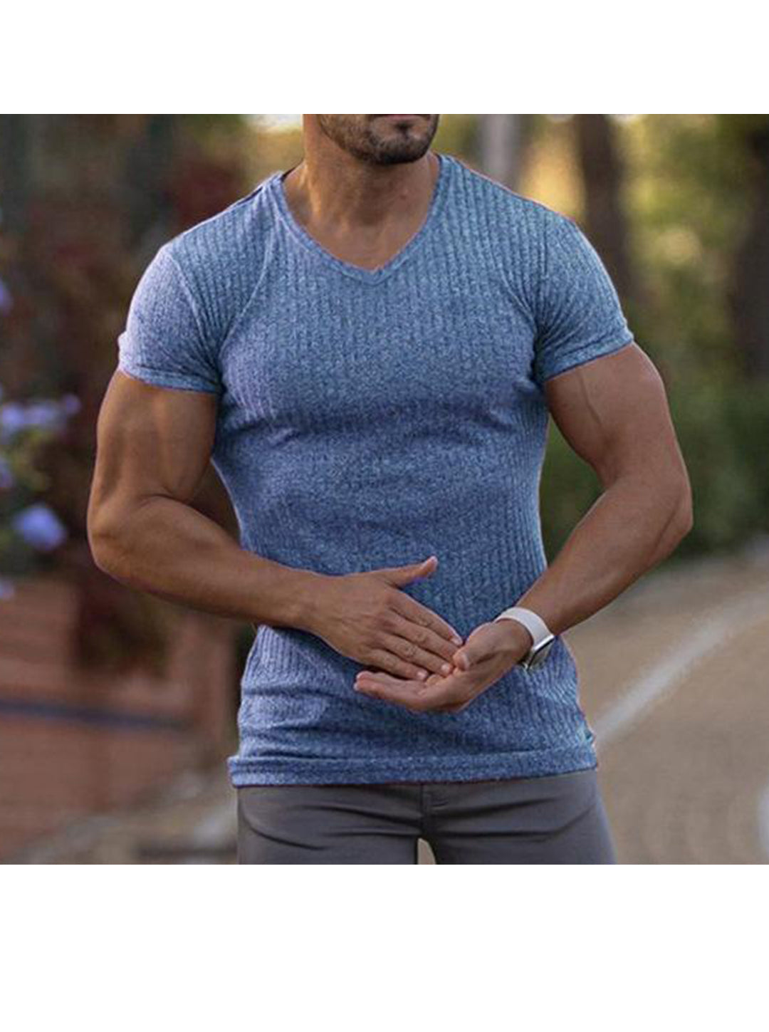 Reginald V-neck Short-sleeved T-shirt